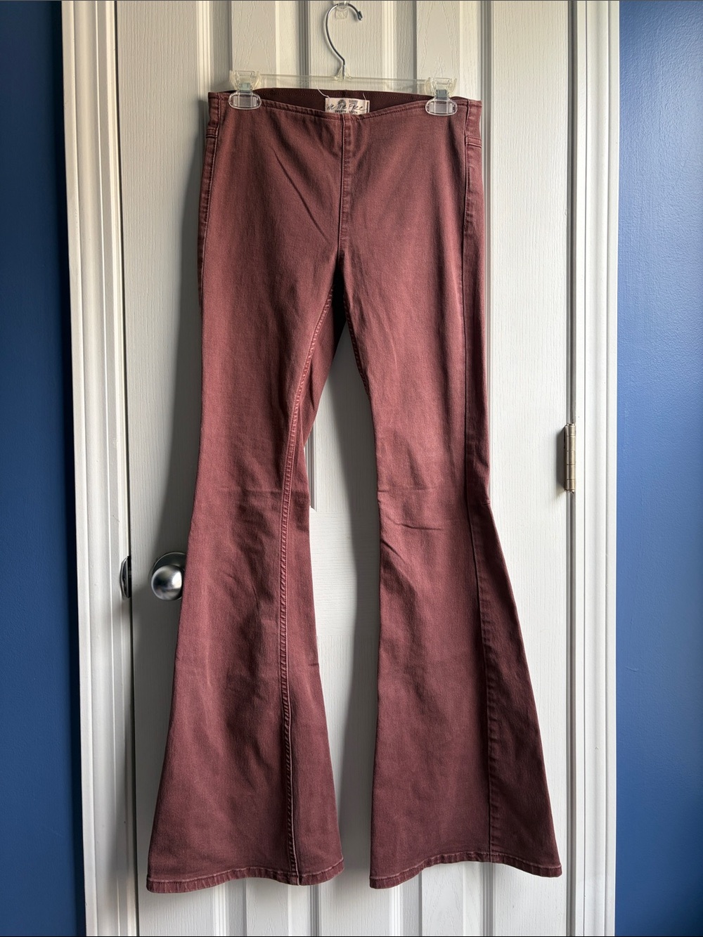 Free People We The Free Penny Pull-On Flare Jeans Clay Rose Pink Size 27